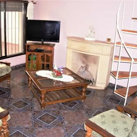 Buy this 2 bed house on Néstor de la Peña in Partido de Lomas de Zamora, B1836 CXJ Llavallol