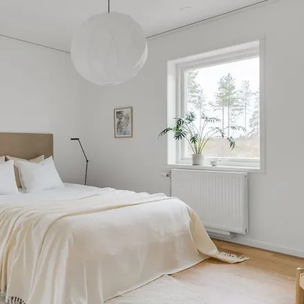 Rent this 2 bed house on Hortlax in 944 72 Piteå, Sweden