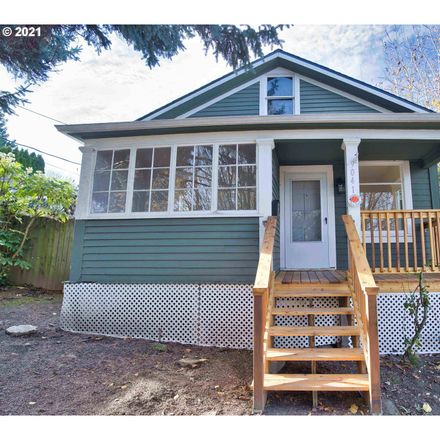 Rent this 2 bed house on 9041 North Bayard Avenue in Portland, OR 97217