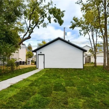 Image 3 - 379 North 23rd Avenue, Minneapolis, MN 55411, USA - House for sale