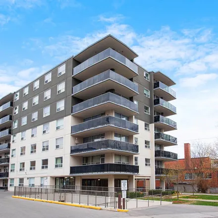 Image 7 - North York Boulevard, Toronto, ON M2N 5N8, Canada - Apartment for rent