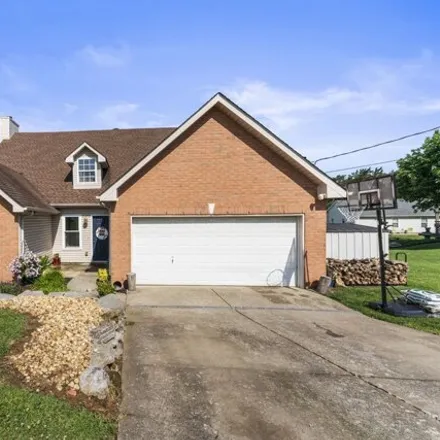 Buy this 3 bed house on 628 Holland Ridge Dr in La Vergne, Tennessee