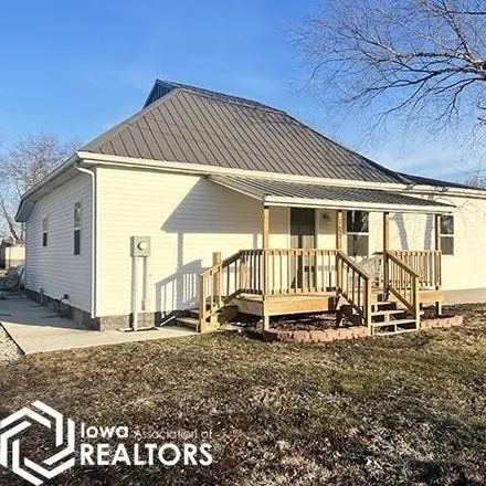 Buy this 3 bed house on Railroad Street in Blakesburg, Wapello County
