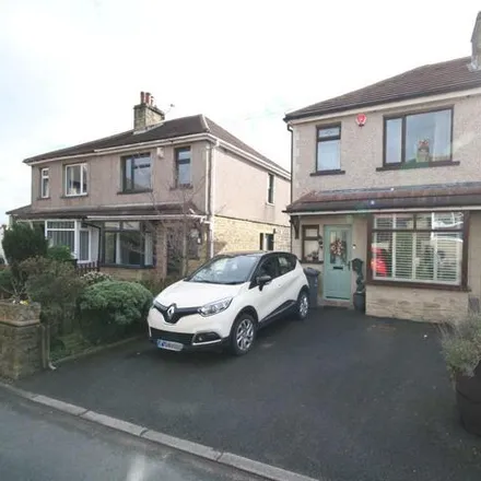 Buy this 3 bed duplex on Westfield Crescent in Wrose, BD18 1NN