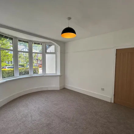 Image 3 - Clough Avenue, West Timperley, M33 4HU, United Kingdom - Apartment for rent
