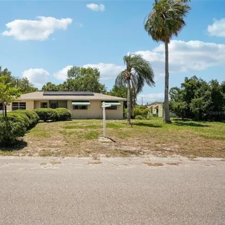 Buy this 3 bed house on 2007 Yale Ave in Bradenton, Florida