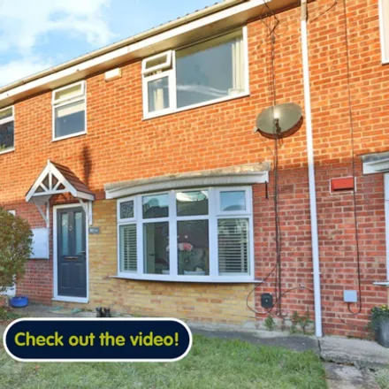Buy this 3 bed townhouse on 119 Grove Park in Beverley, HU17 9JX