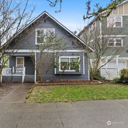 Image 2 - 2115 East Pine Street, Seattle, WA 98122, USA - House for sale