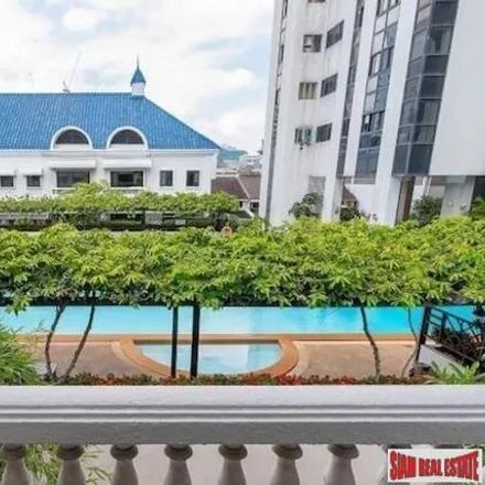 Image 1 - Baan Chicha Castle, Sukhumvit 31, Vadhana District, Bangkok 10110, Thailand - Townhouse for rent