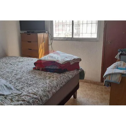 Buy this 5 bed house on 13 Norte 1001 in 839 0450 Provincia de Santiago, Chile