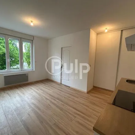 Image 1 - 2 Rue de Lolliette, 62000 Arras, France - Apartment for rent