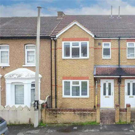 Buy this 3 bed townhouse on Prospect Place in Gravesend, DA12 2SD