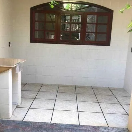 Buy this 3 bed house on Avenida José de Moura Resende in Vila Antônio Augusto, Caçapava - SP