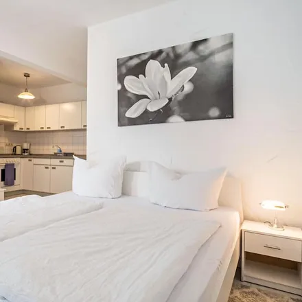 Rent this 1 bed apartment on 88094 Oberteuringen