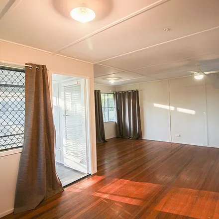 Image 4 - Coverack Street, Leichhardt QLD 4305, Australia - Apartment for rent