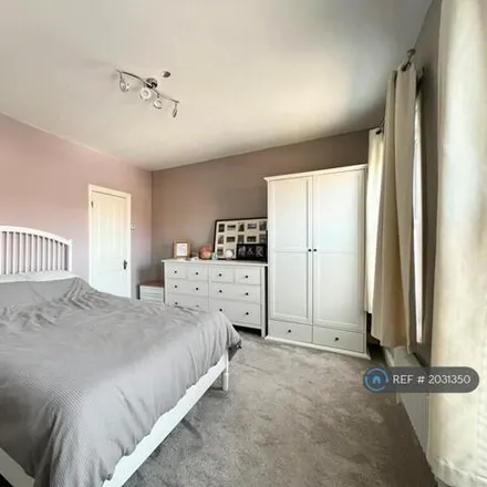 Image 7 - 175 Crownfield Road, London, E15 2AS, United Kingdom - House for rent