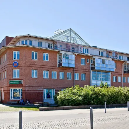 Rent this 2 bed apartment on Borgarparken 28 in 442 32 Kungälv, Sweden