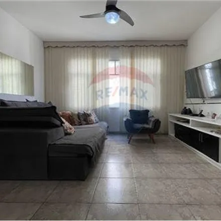 Buy this 3 bed apartment on Rua Emidia Espínola de Araújo in Portuguesa, Rio de Janeiro - RJ