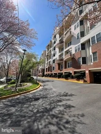 Rent this 2 bed condo on 301 South Reynolds Street in Alexandria, VA 22304