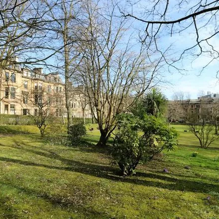 Image 8 - 11 Athole Gardens, North Kelvinside, Glasgow, G12 9AZ, United Kingdom - Apartment for rent