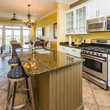 Image 7 - 99 2nd Street West, Folly Beach, Charleston County, SC 29439, USA - Townhouse for sale