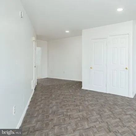 Buy this studio house on 2180 Ridge Avenue in Philadelphia, PA 19121