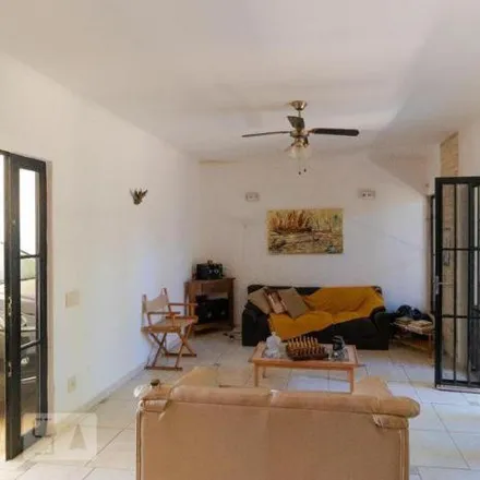 Buy this 3 bed house on Rua Doutor Lauro Pimentel in Campinas, Campinas - SP