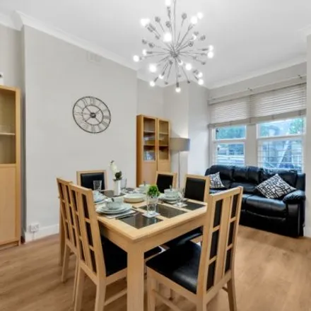 Rent this 2 bed apartment on Castlewood Road in Upper Clapton, London