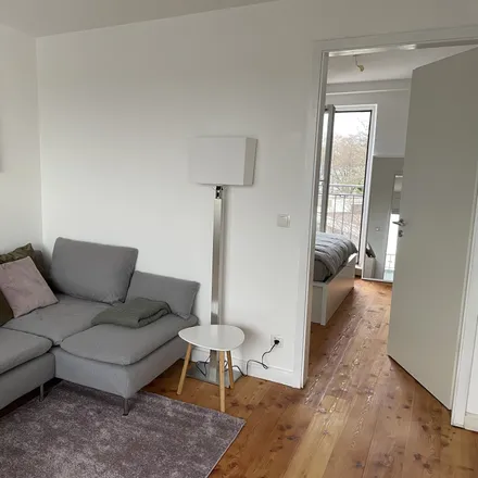 Rent this 1 bed apartment on Lokstedter Weg 104 in 20251 Hamburg, Germany