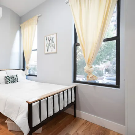 Image 6 - 780 Lafayette Avenue, Brooklyn, New York 11221, United States  Brooklyn New York - House for rent