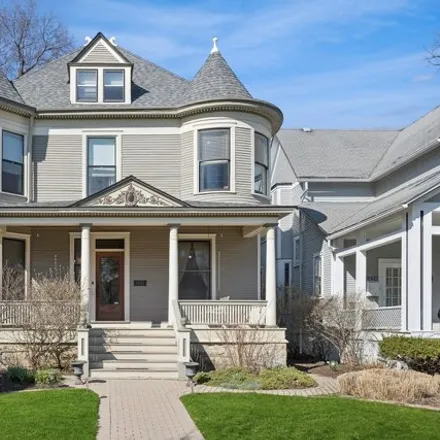 Buy this 5 bed house on 1032 Erie Street in Oak Park, IL 60302