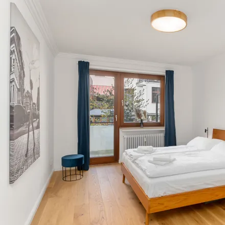 Rent this 4 bed apartment on Albrecht-Dürer-Straße 8a in 28209 Bremen, Germany