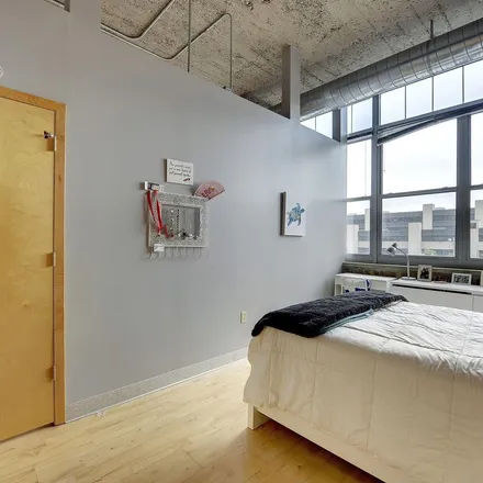 Rent this 2 bed apartment on Sexton Urban Lofts in 521 South 7th Street, Minneapolis