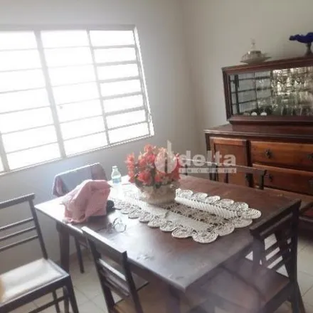 Buy this 4 bed house on Rua Gardênia in Centro, Uberlândia - MG