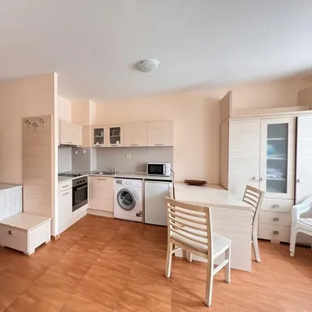 Buy this studio apartment on unnamed road in kv. Yurta pod patia, Sveti Vlas 8256