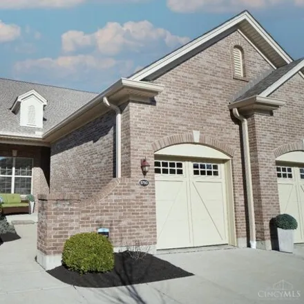 Buy this 2 bed condo on 5865 Sprintview Court in Mason, OH 45040