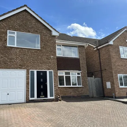 Rent this 4 bed house on 7 Arlescote Close in Little Sutton, B75 5AJ
