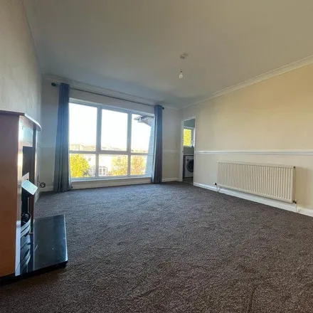Image 2 - Somerset Court, Blackpool, FY1 5QQ, United Kingdom - Apartment for rent