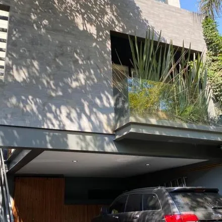 Buy this 3 bed townhouse on Calle Doctor Roberto Gayol in Benito Juárez, 03104 Mexico City