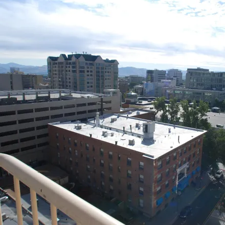Image 4 - Riverwalk Tower, 200 West 2nd Street, Reno, NV 89501, USA - Condo for sale