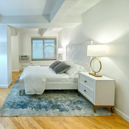 Image 5 - 148 West 23rd Street, New York, NY 10011, USA - Apartment for sale