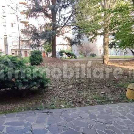 Rent this 3 bed apartment on Via Bice Cremagnani 1 in 20871 Vimercate MB, Italy