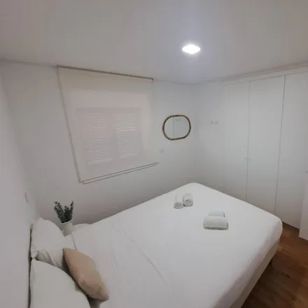 Rent this 2 bed apartment on Rua das Vareiras in 4500-498 Silvalde, Portugal