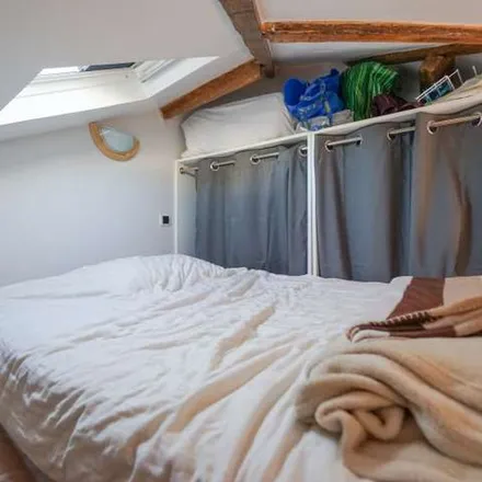 Rent this 1 bed apartment on 32p Rue Émile Lepeu in 75011 Paris, France