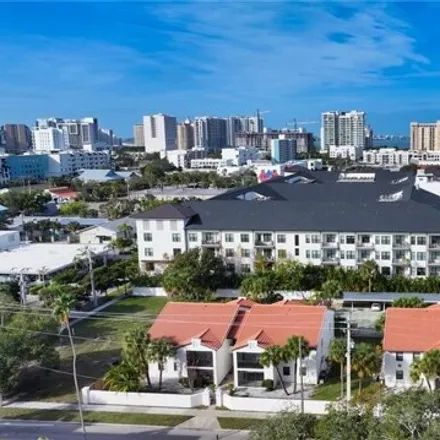 Buy this 2 bed condo on The district of Rosemary in 710 North Lemon Avenue, Sarasota