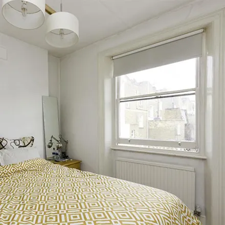 Image 3 - 8 Ladbroke Crescent, London, W11 1PN, United Kingdom - Apartment for rent