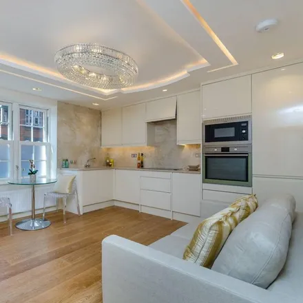Rent this 1 bed apartment on 16 Dawes Road in London, SW6 7EW