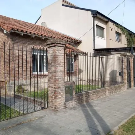 Buy this 3 bed house on Ceferino Ramírez 1714 in Adrogué, Argentina