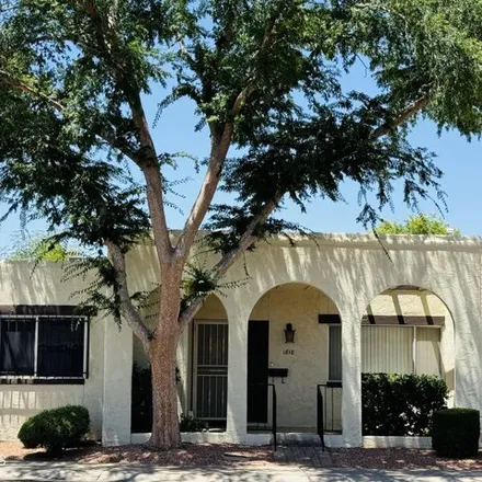 Buy this 2 bed house on 1818 W Stella Ln in Phoenix, Arizona