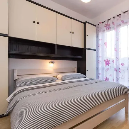Image 1 - 51500, Croatia - Apartment for rent